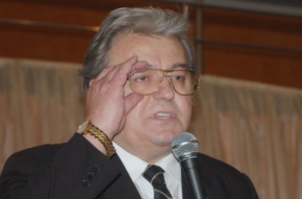 Constănţeanul Dorel Onaca l-a vizitat pe Corneliu Vadim Tudor la Spitalul Militar